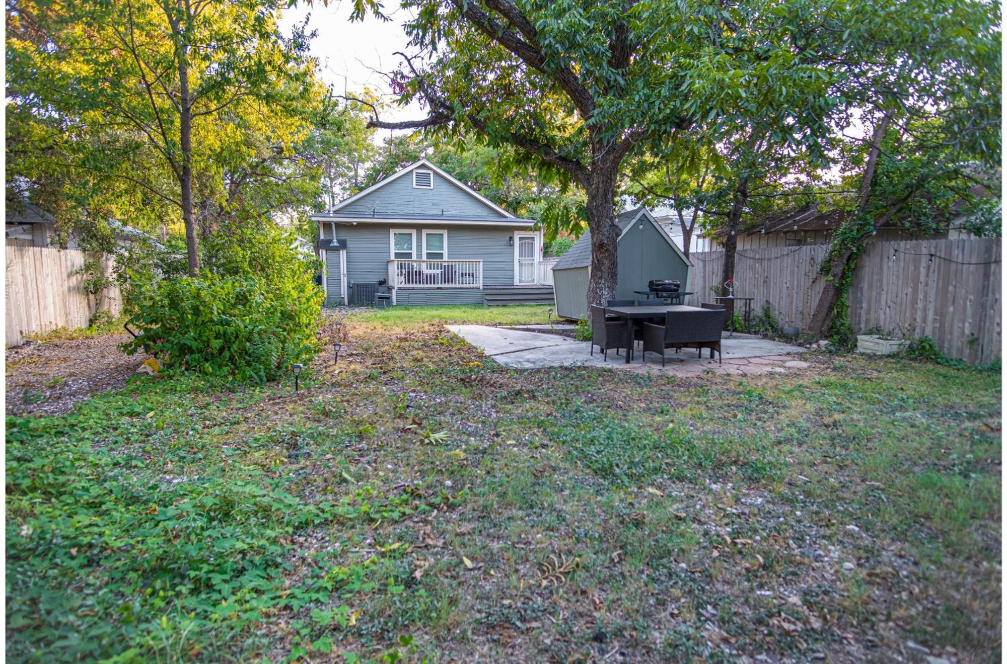 Chic Downtown Farmhouse With Garden And Bbq Grill San Antonio Exterior foto