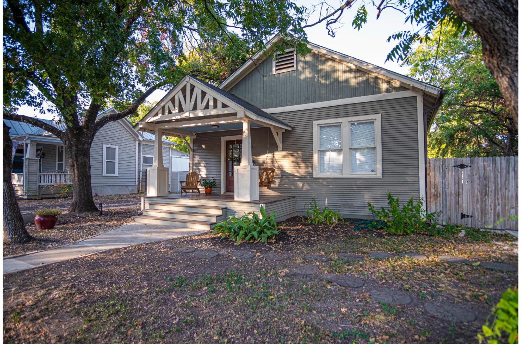 Chic Downtown Farmhouse With Garden And Bbq Grill San Antonio Exterior foto